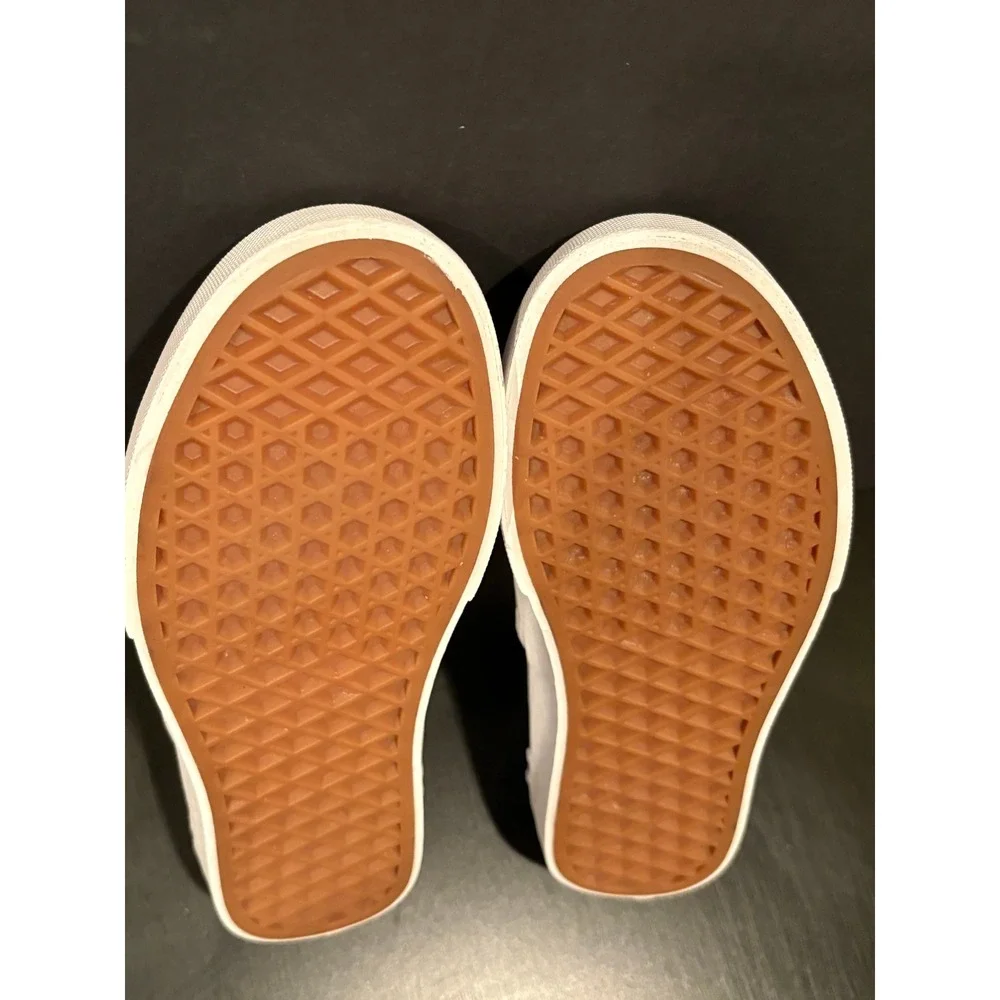 Vans Women Slip On Sneakers Classic Canvas Size 5.5 White Low Top‎ Skater Shoes